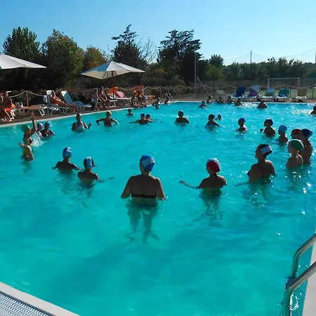 Adamo Ed Eva Apartahotel