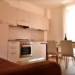 Adamo Ed Eva Hotel apartamentowy