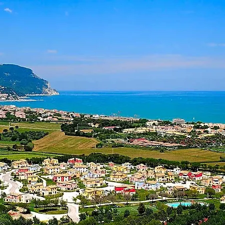 Adamo Ed Eva Lejlighedshotel 3*