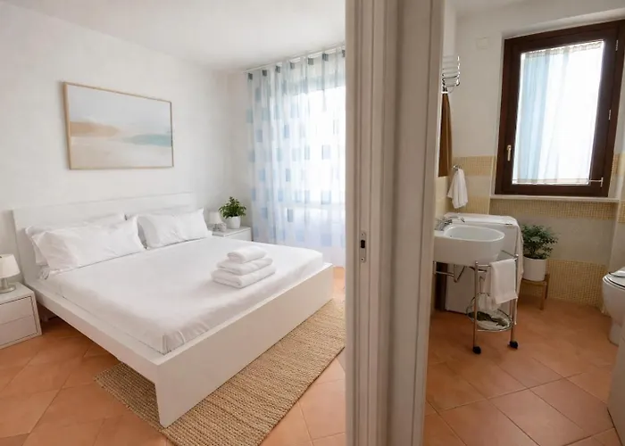 Adamo Ed Eva Aparthotel 3*