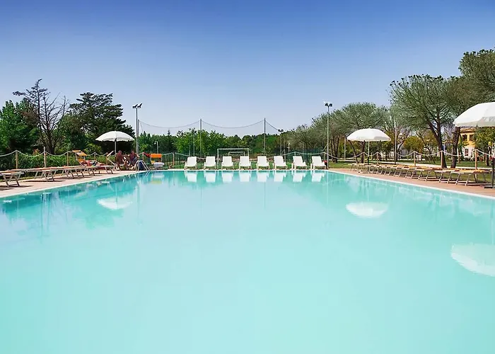 Aparthotel Adamo Ed Eva 3*